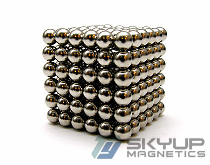 China Hot Sale N35  permanent Rare earth Neodymium Magnets diameter 5mm with nickel plating snd color plating supplier