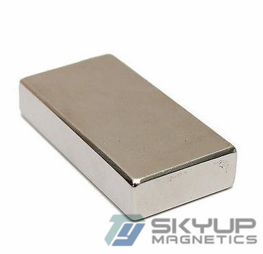 China Block Magnets Strong Power Sintered Square Neodymium  for industrial and Micro products,motors supplier