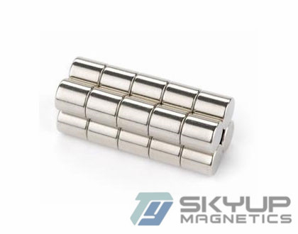 Cylinder Neodymium Stro magnets Coated with Nickel  made by permanent rare earth Neo magnets produced by Skyup magnetics