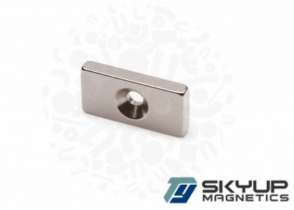 NdFeB  magnets with 1 counter sunk hole used in Electronics.motors ,generators.produced by professional magnets factory