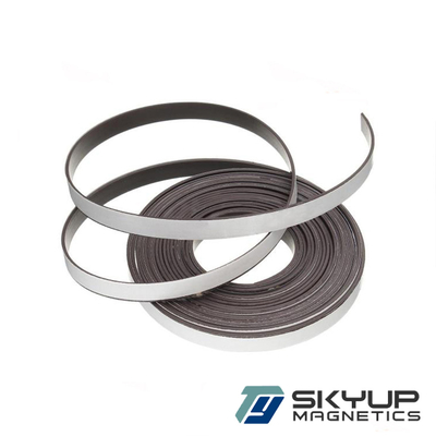 China Customized Isotropic Flexible Magnetic Tape/ Rubber Magnet with Self-Adhesive supplier