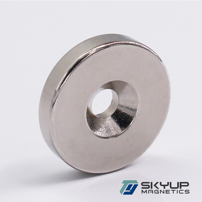 N52 Largest disc neodymium magnet with countersunk hole